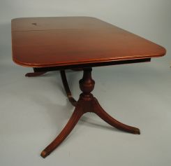 1930's Mahogany Duncan Phyfe Style Dining Table