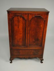 Early 20th Century Mahogany Cabinet